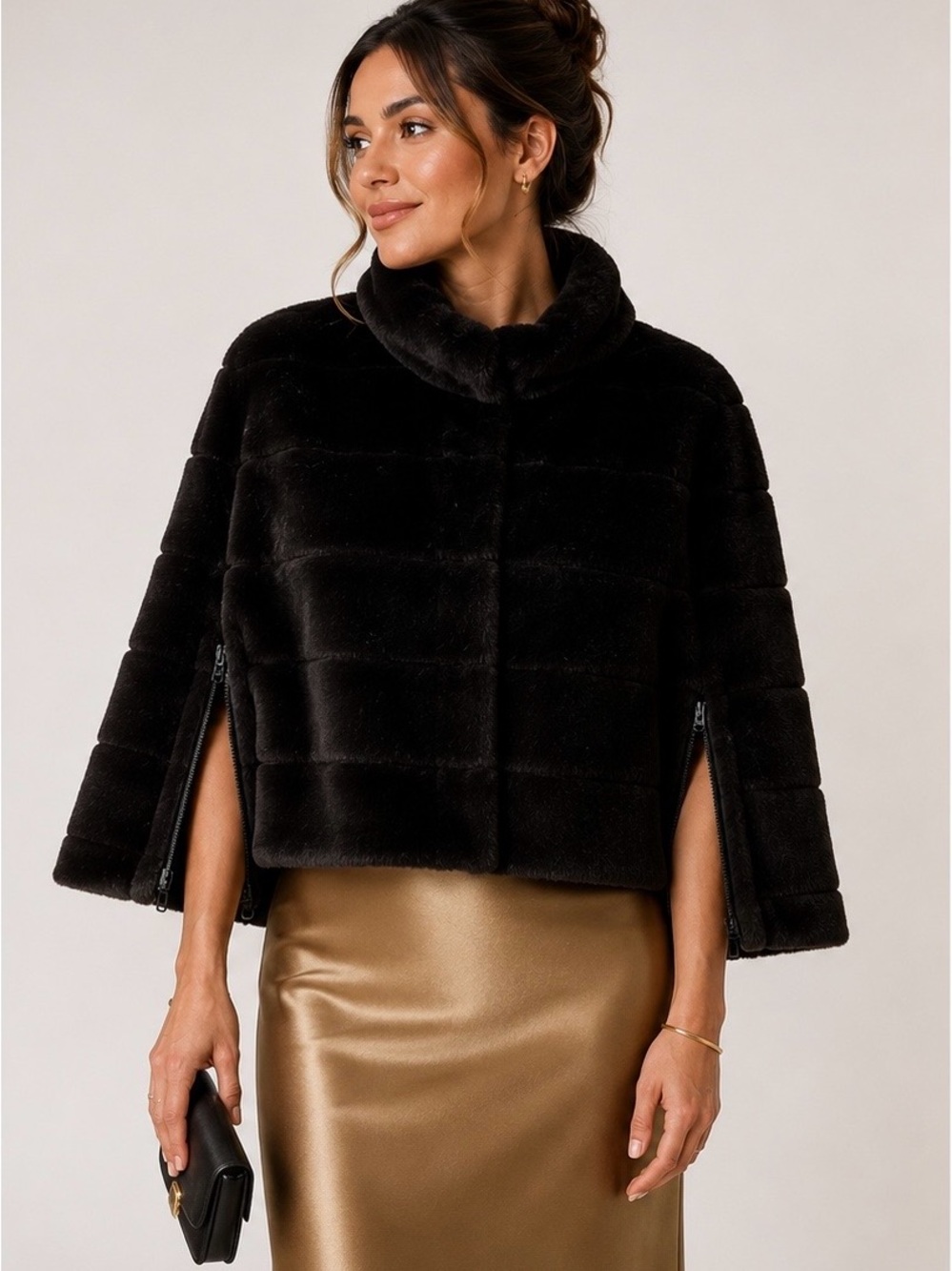 BCBGeneration Women’s Black Faux Fur Cropped Cape – Size M – New with Tags